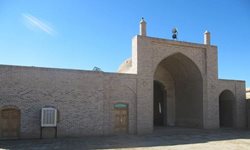 مسجد جامع سیف آباد یکی از مساجد دیدنی خراسان رضوی به شمار می رود
