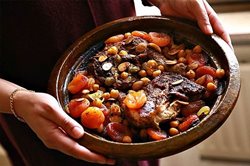 تاجینه یکی از معروف ترین غذاهای مراکش به شمار می رود