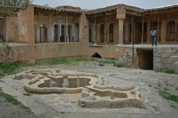 خانه حبیبی ها یکی از خانه های تاریخی و دیدنی استان اصفهان است