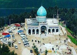 امامزاده آق امام آزادشهر یکی از جاذبه های مذهبی استان گلستان به شمار می رود
