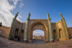 دروازه درب کوشک یکی از جاذبه های دیدنی استان قزوین است