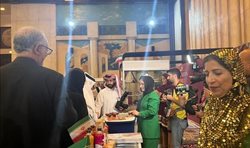 افتتاح نمایشگاه صنایع دستی بومی استان بوشهر در مجموعه توریستی فرهنگی کاتارای قطر