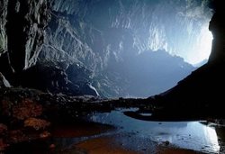 غار آهو یکی از جاذبه های گردشگری مالزی به شمار می رود