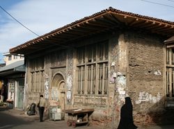 600 بنای تاریخی در شهرهای رشت و لاهیجان و املش شناسایی شده است