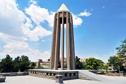 ادعای مدفون بودن بوعلی سینا در اصفهان مصداق تحریف تاریخ است