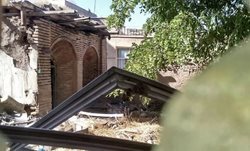 خانه منتسب به عارف قزوینی سالهاست که وضعیت خوبی ندارد