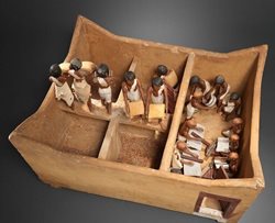 نمایش نسخه های مینیاتوری از قایق و کارگاه های مصر باستان در موزه متروپولیتن