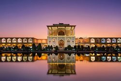 بازدید یک میلیون و 500 هزار گردشگر از جاذبه های تاریخی اصفهان