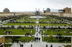 بازدید از میدان نقش جهان اصفهان از مرز 150 هزار نفر گذشت