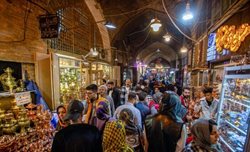 بازار قیصریه یکی از بازارهای دیدنی و معروف اصفهان است