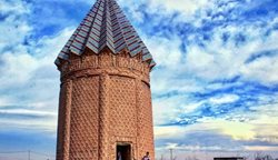آثار تاریخی خراسان رضوی گنجینه هایی تشنه حفاظت هستند