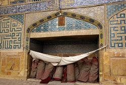 تاکید بر لزوم توجه به روشهای مراقبت از مسجد جامع اصفهان