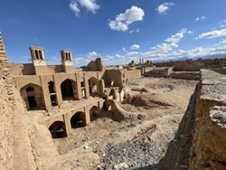 نگاهی به وضعیت قسمتی از بافت تاریخی یزد