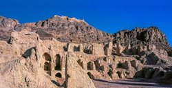 توضیحات میراث فرهنگی درباره اقداماتی که در کوه خواجه در حال انجام است