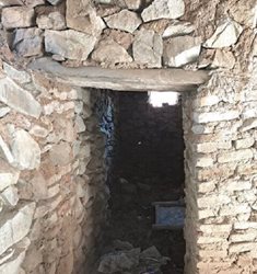 حمام روستای هدف گردشگری حیدره قاضی خان شهرستان بهار در آستانه تخریب است
