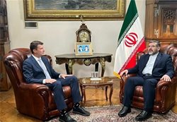 ارتباطات دو ملت ایران و روسیه چند قرنی و عمیق است