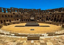آمفی تئاتر الجم یکی از مهمترین ویرانه های رومی جهان است