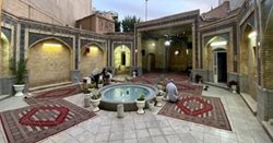 تخریب شبانه مسجد کازرونی با حضور میراث فرهنگی اصفهان متوقف شد