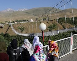 قرارداد سه طرح سرمایه گذاری گردشگری در استان اردبیل منعقد شد