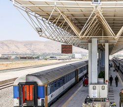 راه اندازی یک رام قطار ویژه مسافری از مبدا یزد به مقصد خرمشهر برای رفاه حال زائران اربعین