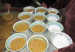 یکی از آیین های کهن خراسان جنوبی پخت نوعی آش سنتی به نام غلور است