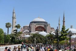 صنعت گردشگری ترکیه به دنبال افزایش شمار گردشگران خارجی رونق گرفته است