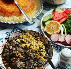 43 نوع غذای مازندرانی در حاشیه برگزاری رویداد ملی گردشگری مازندران ارائه می شود
