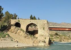 نگاهی به شماری از پل های تاریخی کهگیلویه و بویراحمد