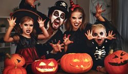 هالووین چیست و در جشن هالووین چه میکنند