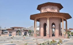 نگاهی به تاریخچه آرامگاه میرزا کوچک خان جنگلی در گیلان