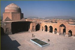 گنبدخانه مسجد جامع گلپایگان مرمت می شود