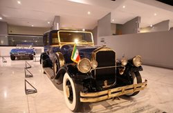 موزه خودروهای تاریخی ایران یکی از موزه های دیدنی تهران به شمار می رود