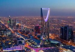 عربستان برای کمک به تامین مالی پروژه های گردشگری خود وام می گیرد