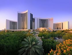 آشنایی با هتل گرند حیات دبی و امکانات بی نظیر آن