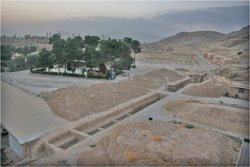 آبراهه های 2500 ساله تخت جمشید بازگشایی شد