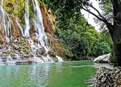 زیبایی خیره کننده 5 آبشار در منطقه چهارمحال و بختیاری
