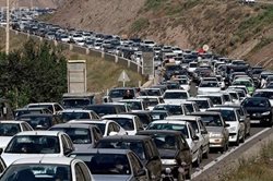 ازدحام مسافر در استانهای شمالی و غربی ایران در تعطیلات نیمه خرداد
