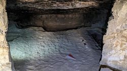 کشف ده ها مقبره خانوادگی شامل مومیایی و آثار تاریخی در نزدیکی شهر اسوان مصر