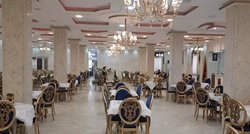 راهنمای جامع بهترین رستورانهای آستارا: از کبابهای محلی تا غذاهای دریایی