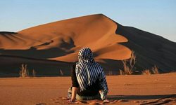 راهنمای سفر پاییزی به کویر مرنجاب (1404)