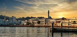 تور عمان از تهران مهر 1404: ترکیبی بی نقص از طبیعت، فرهنگ و آرامش