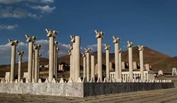 پارک مینی  ورلد ملایر؛ جایی که دنیا کوچک می شود