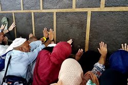 اعزام عمره 10 فروردین تمام می شود
