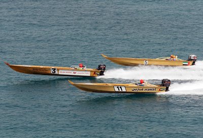 ابوظبی-مسابقه-قایق-های-چوبی-موتوری-امارات-192