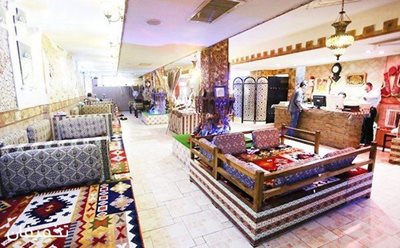 تهران-50-تخفیف-سفره-خانه-سنتی-ملک-خاتون-ویژه-منوی-باز-غذایی-و-سرویس-قلیان-53578
