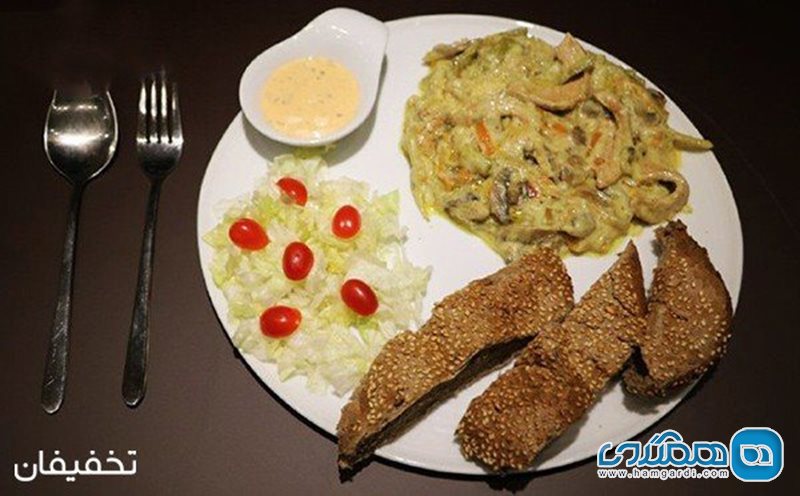 50% تخفیف کافه رستوران لحظه ها ویژه منوی باز غذای فرنگی