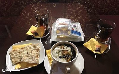 تهران-65-تخفیف-کافه-سنتی-عصر-پاییزی-ویژه-سینی-افطاری-منوی-پیتزاها-و-سرویس-سفره-خانه-ای-88673