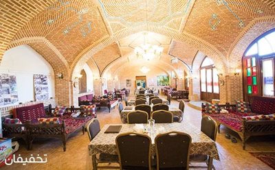 تهران-45-تخفیف-رستوران-باغ-شازده-در-فضایی-سنتی-و-قدیمی-98819