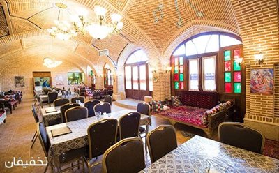 تهران-45-تخفیف-رستوران-باغ-شازده-در-فضایی-سنتی-و-قدیمی-98820