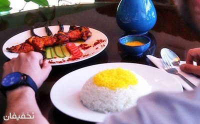 تهران-40-تخفیف-منوی-غذای-اصیل-جنوبی-از-رستوران-دفاری-100743